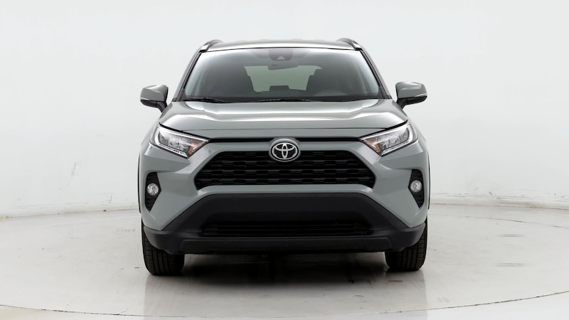 2020 Toyota RAV4 XLE 5