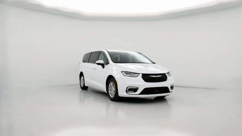 2023 Chrysler Pacifica Touring L Hero Image