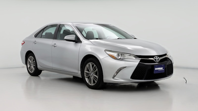 2017 Toyota Camry SE Hero Image