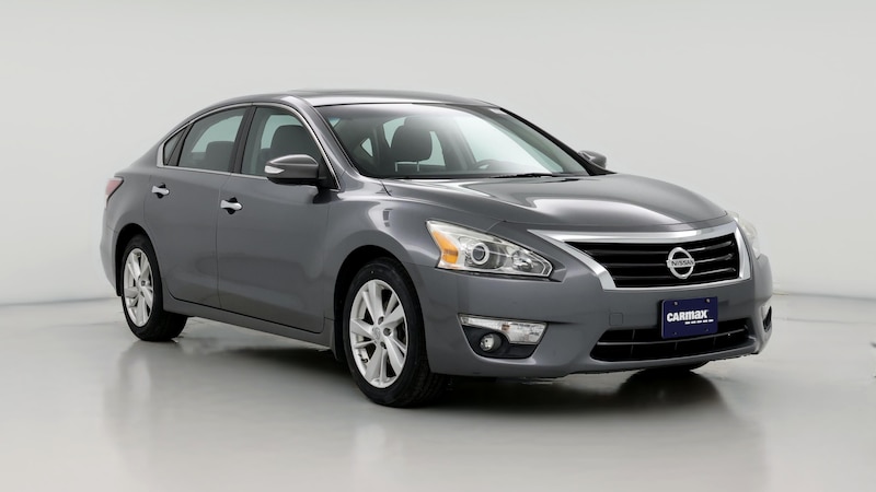 2015 Nissan Altima SV Hero Image