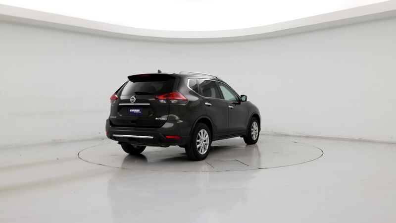 2017 Nissan Rogue SV 8