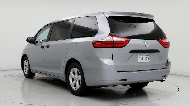 2015 Toyota Sienna L 2