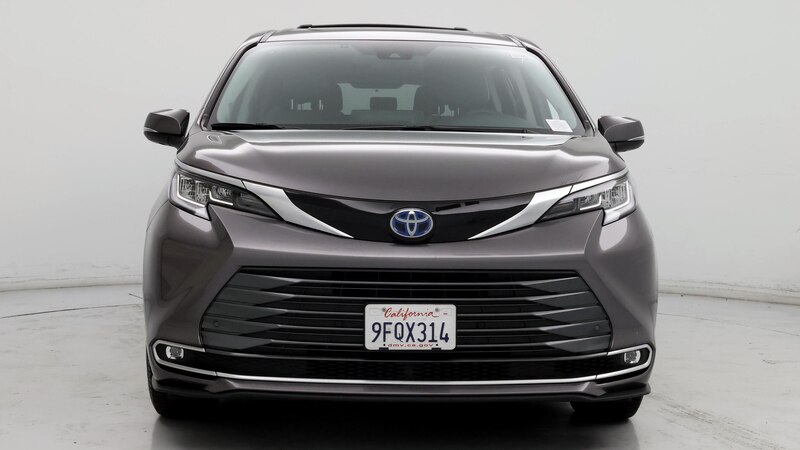 2023 Toyota Sienna Limited 5