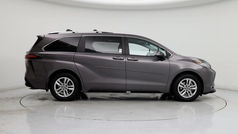 2023 Toyota Sienna Limited 7