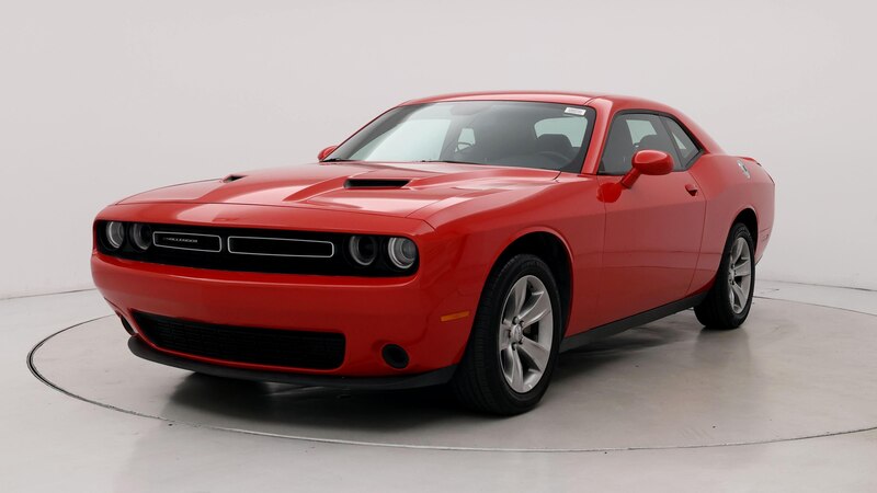 2022 Dodge Challenger SXT 4