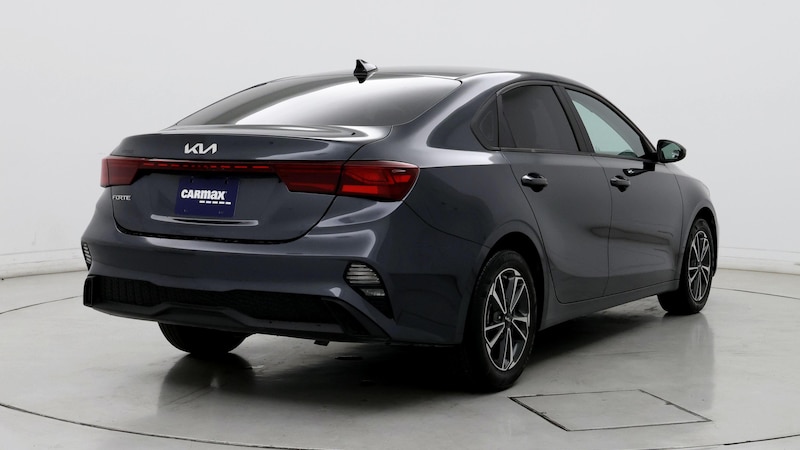 2022 Kia Forte LXS 8