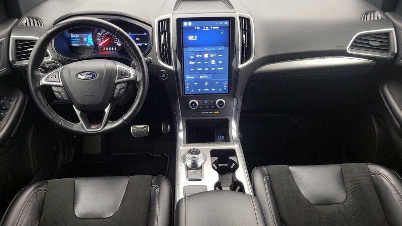 2023 Ford Edge ST 9