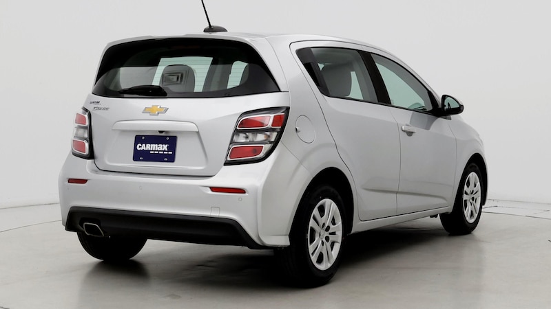 2020 Chevrolet Sonic LT 8