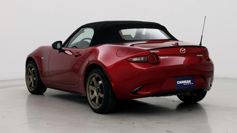 2020 Mazda MX-5 Miata Club 2