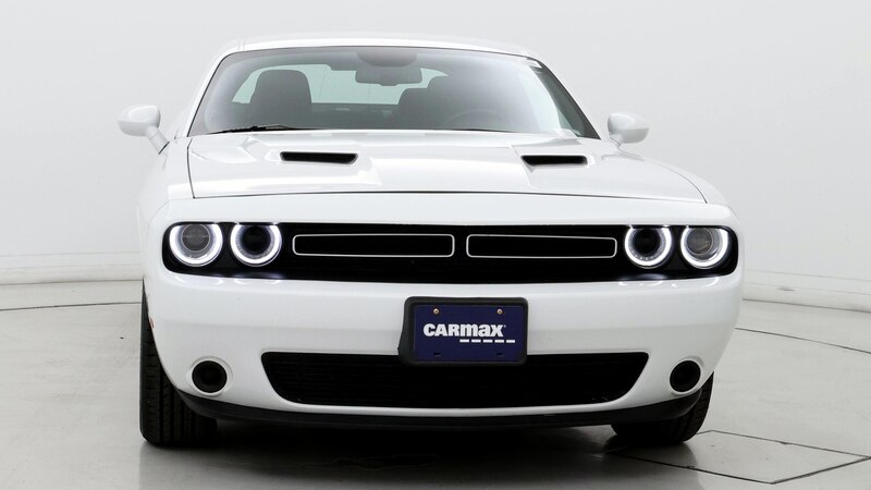 2022 Dodge Challenger SXT 5