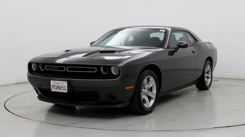 2022 Dodge Challenger SXT 4