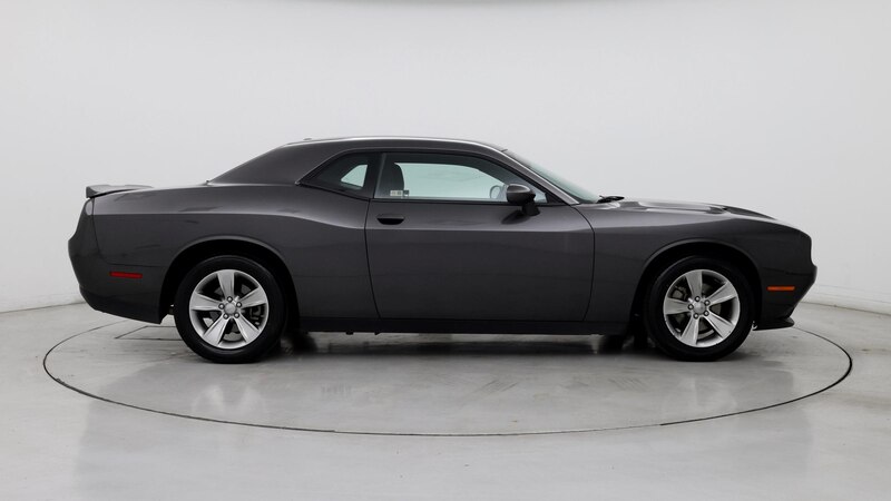 2022 Dodge Challenger SXT 7