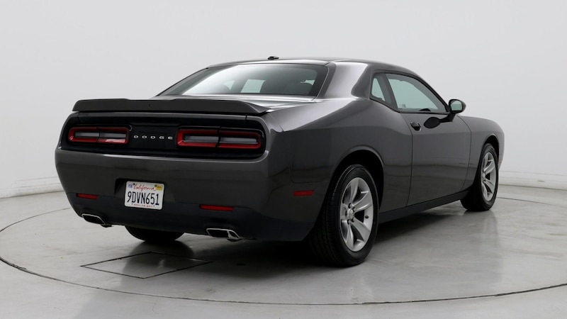 2022 Dodge Challenger SXT 8