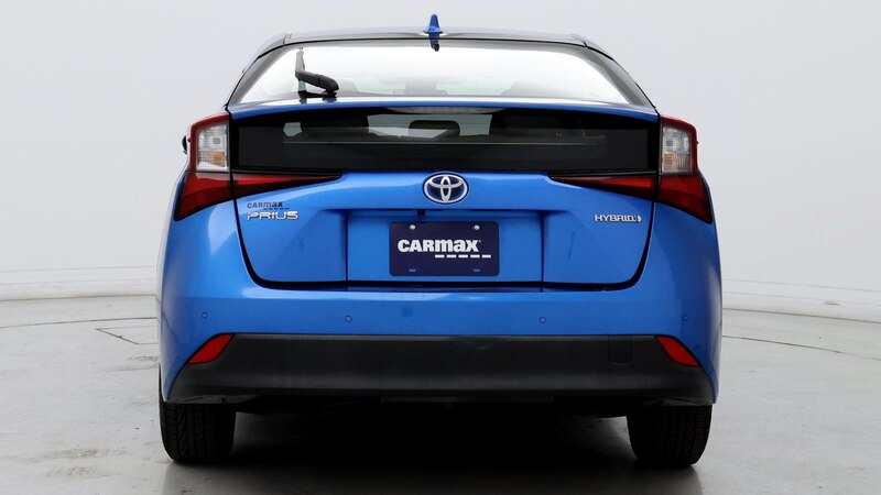 2020 Toyota Prius LE 6