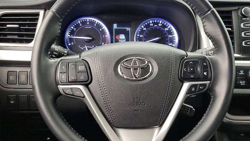 2019 Toyota Highlander XLE 10