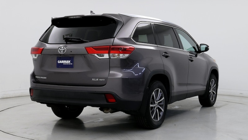 2019 Toyota Highlander XLE 8