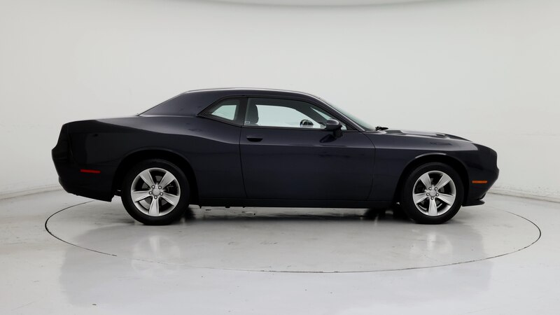 2016 Dodge Challenger SXT 6