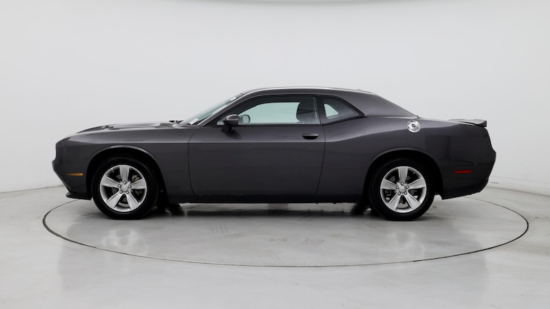 2022 Dodge Challenger SXT 3