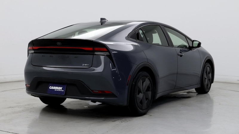 2023 Toyota Prius LE 8