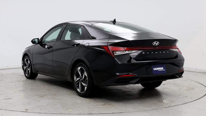 2023 Hyundai Elantra SEL 2