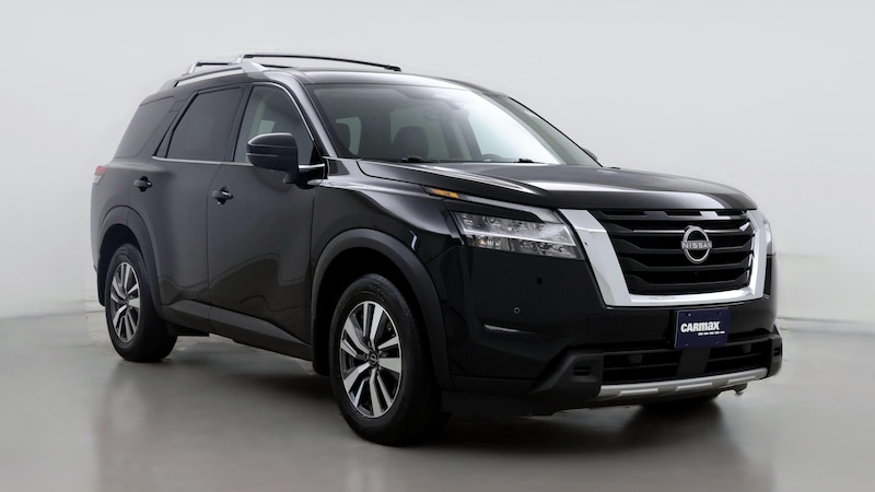 2023 Nissan Pathfinder SL Hero Image