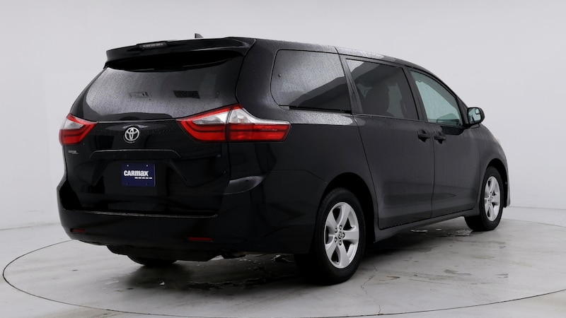 2020 Toyota Sienna L 8