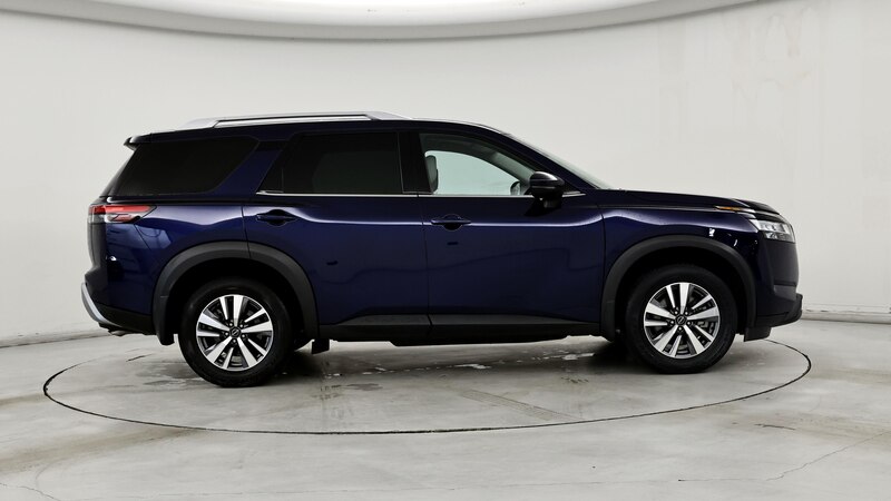 2023 Nissan Pathfinder SL 7