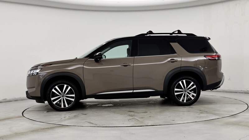 2023 Nissan Pathfinder Platinum 3