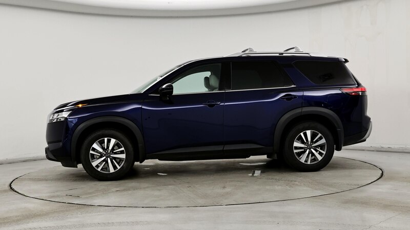 2023 Nissan Pathfinder SL 3