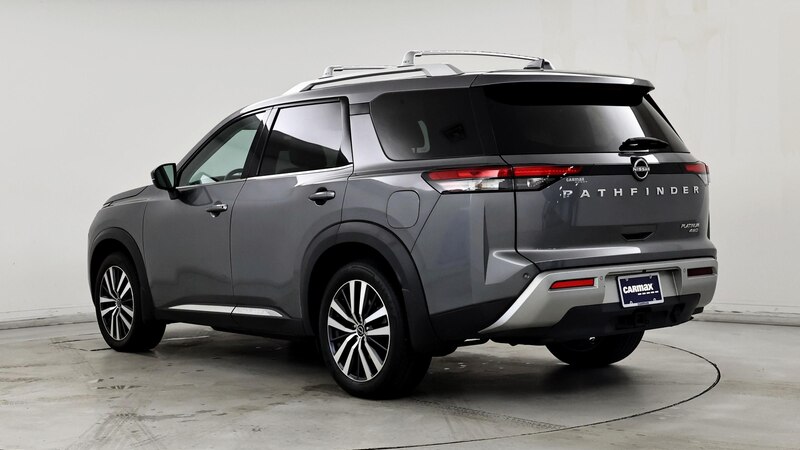 2022 Nissan Pathfinder Platinum 2