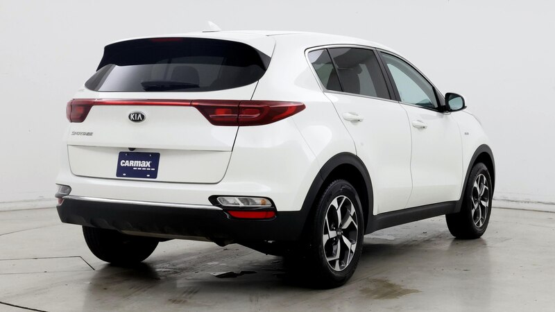 2022 Kia Sportage LX 8