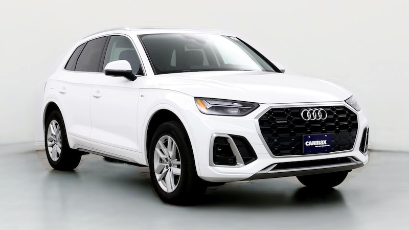 2023 Audi Q5 e Premium Hero Image