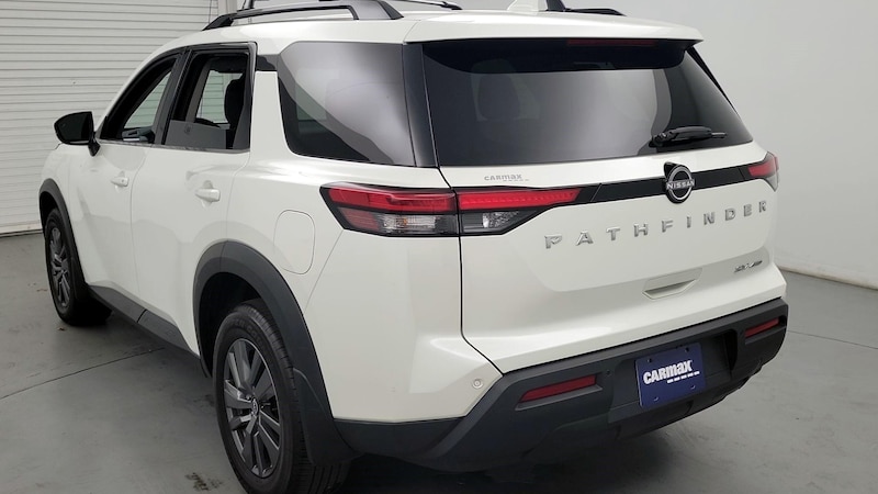 2023 Nissan Pathfinder SV 7