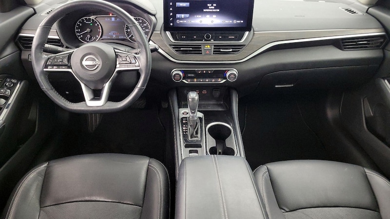 2023 Nissan Altima SL 9