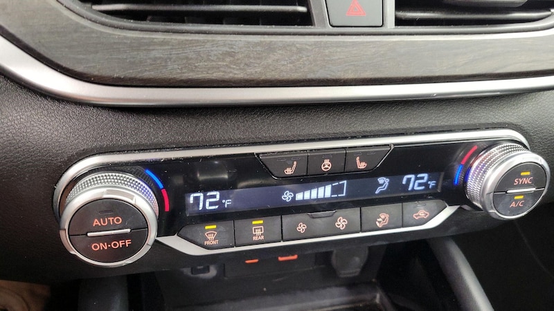 2023 Nissan Altima SL 17