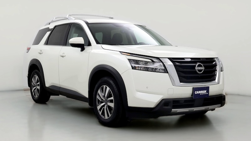 2023 Nissan Pathfinder SL Hero Image