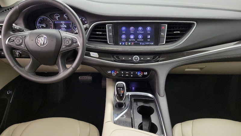 2020 Buick Enclave Essence 9