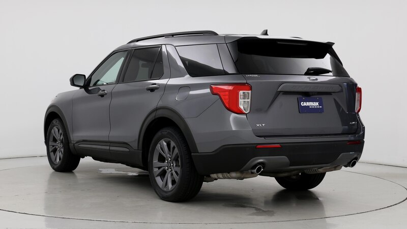 2021 Ford Explorer XLT 2