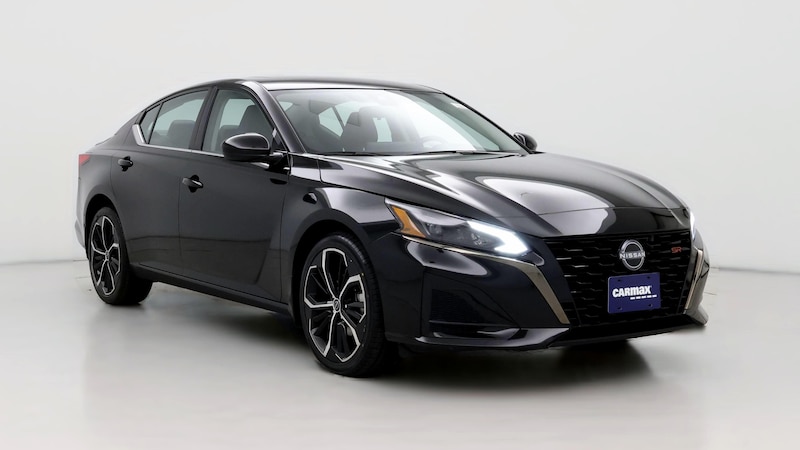 2023 Nissan Altima SR Hero Image