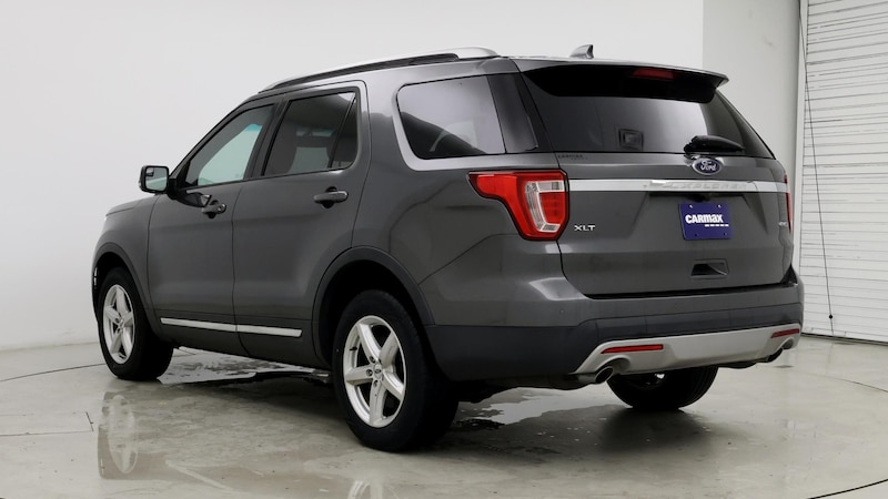 2016 Ford Explorer XLT 2