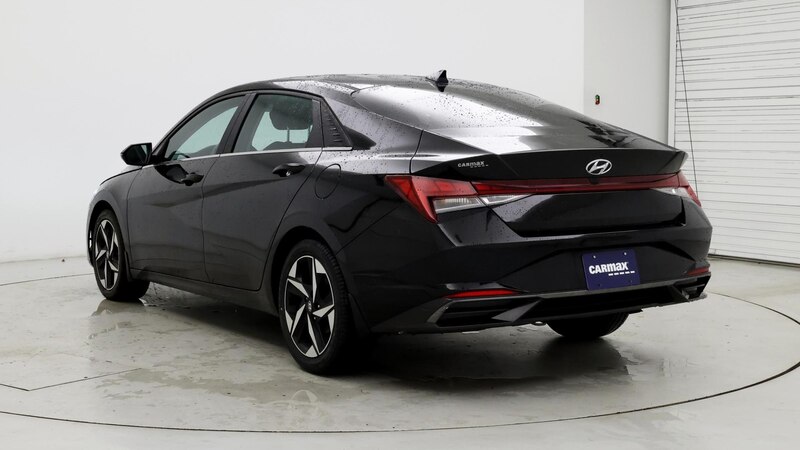 2022 Hyundai Elantra SEL 2