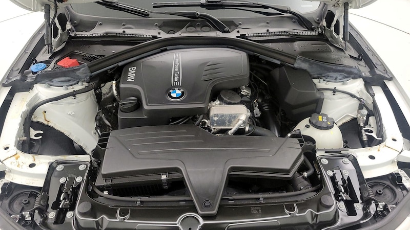 2017 BMW 3 Series 320i 22