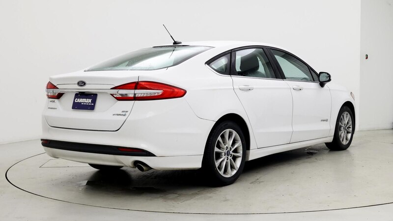 2017 Ford Fusion SE 8