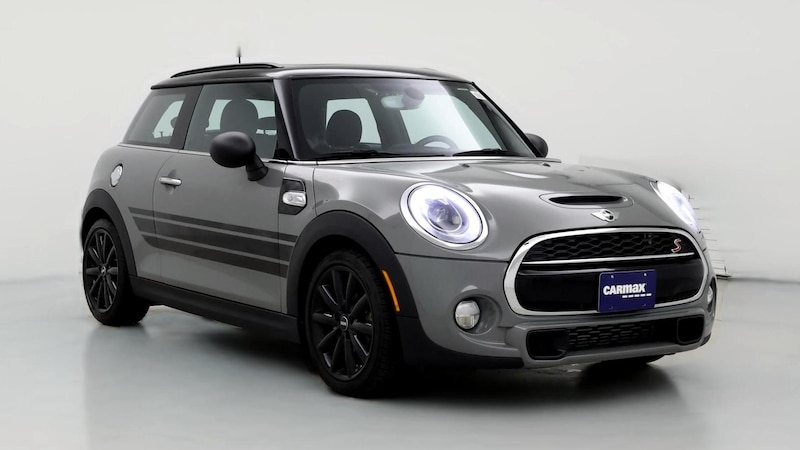 2015 MINI Cooper Hardtop S Hero Image