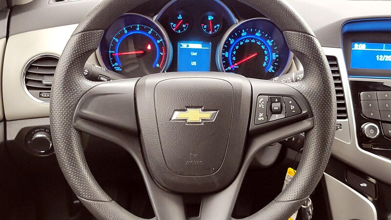 2015 Chevrolet Cruze LS 10