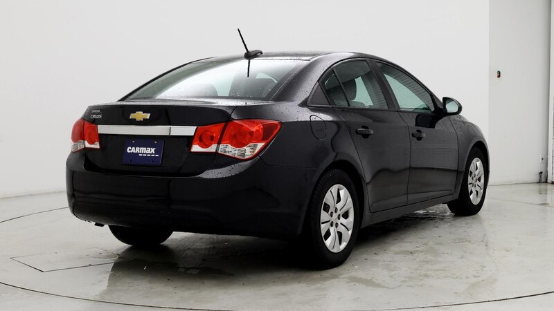 2015 Chevrolet Cruze LS 8