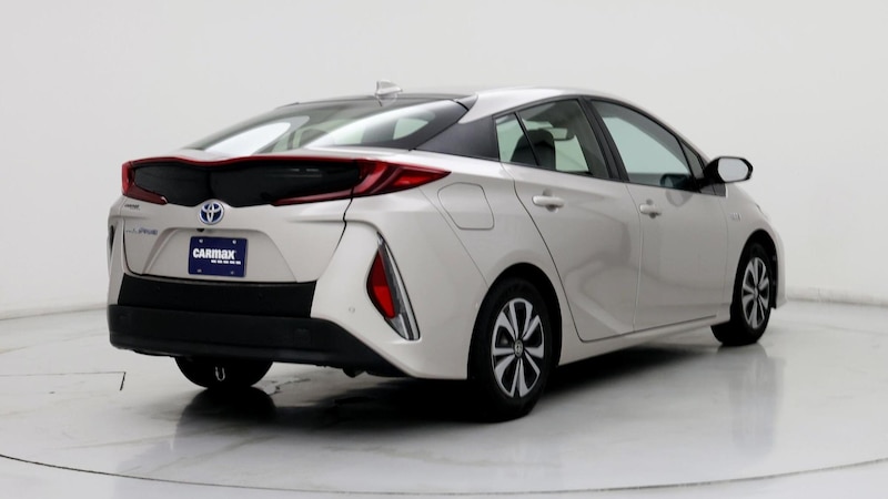 2017 Toyota Prius Prime Advanced 8