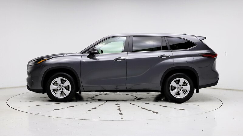 2024 Toyota Highlander LE 3