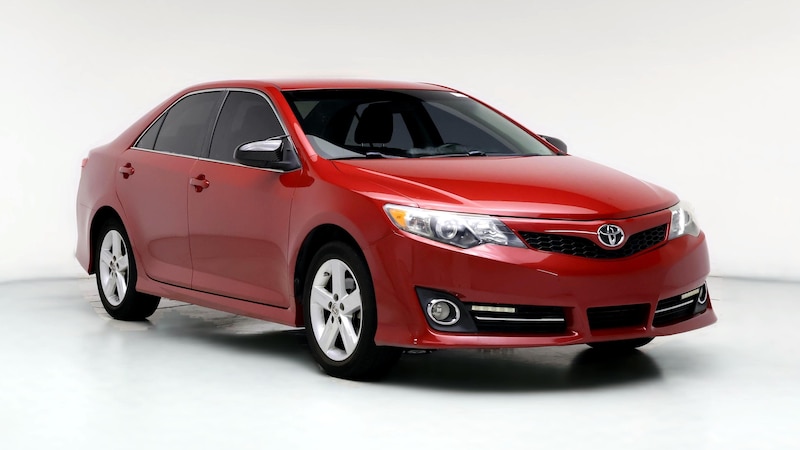 2014 Toyota Camry SE Hero Image