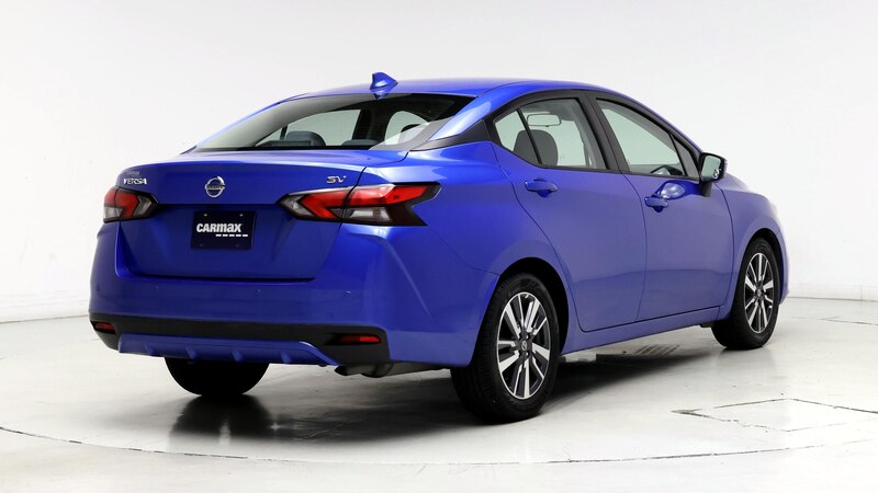 2020 Nissan Versa SV 8